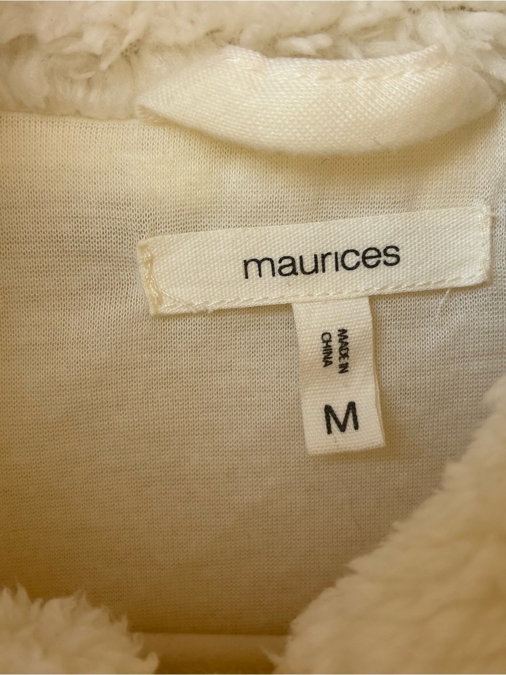 Sherpa Vest Faux Fur Fleece Cream Women's Medium Teddy Pockets
Cabin Cozy - Picture 4 of 6